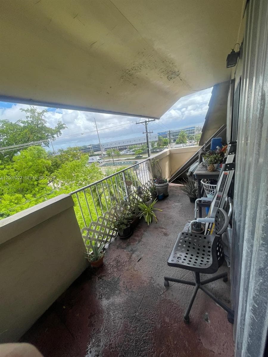 680 Miller Dr # W401, Miami Springs FL 33166 — 13