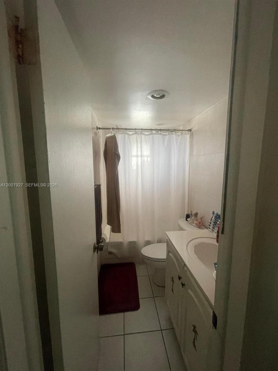 680 Miller Dr # W401, Miami Springs FL 33166 — 22