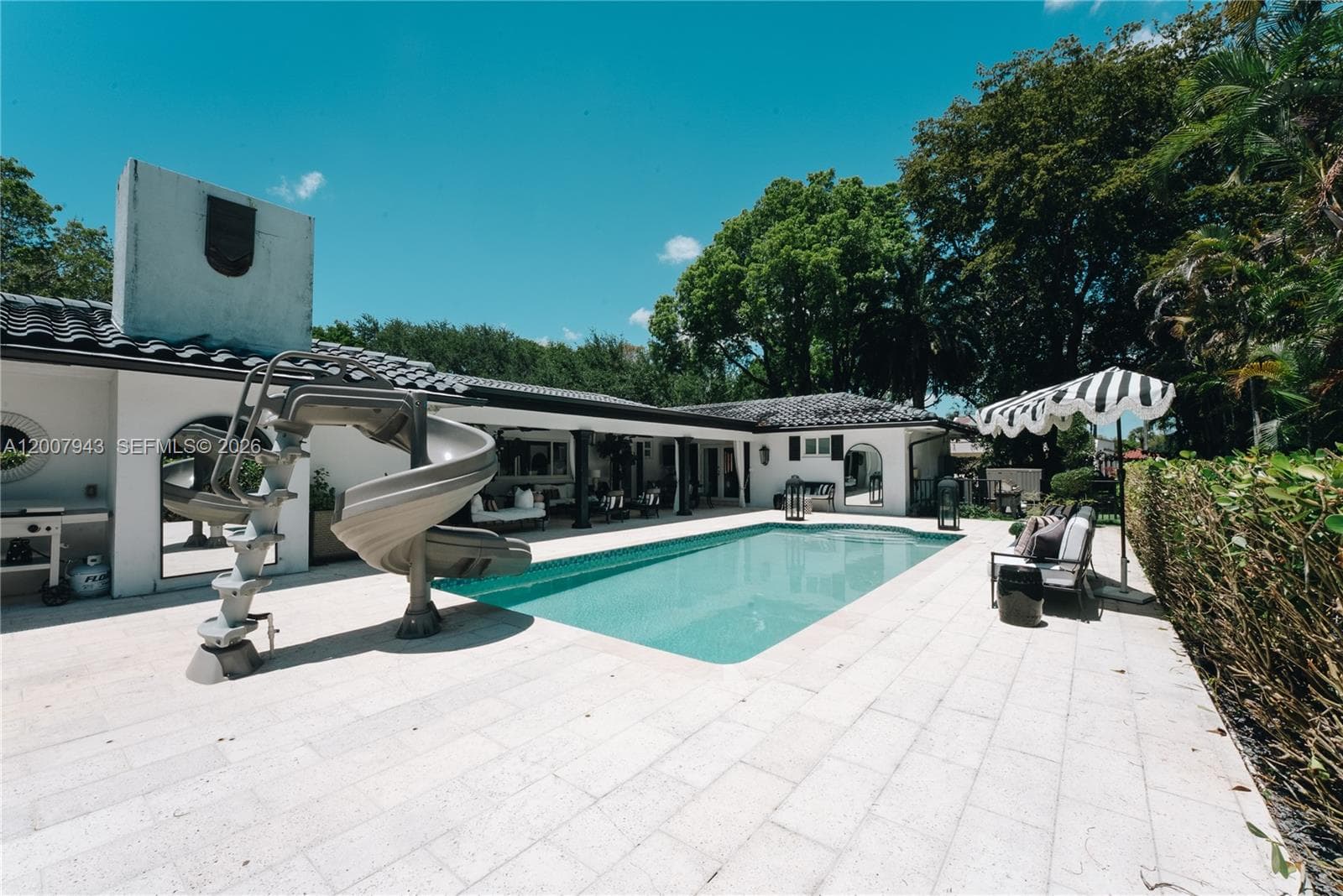 16241 W Troon Cir, Miami Lakes FL 33014 — 42