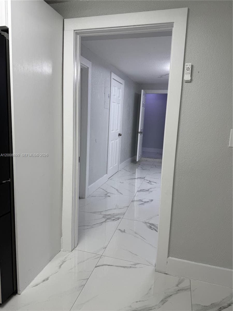 367 W 33rd St, Hialeah FL 33012 — 18
