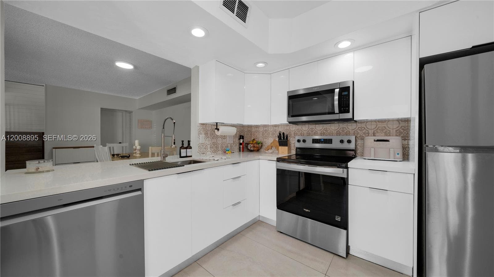 8186 NW 98th Ln # 123, Hialeah Gardens FL 33016 — 19