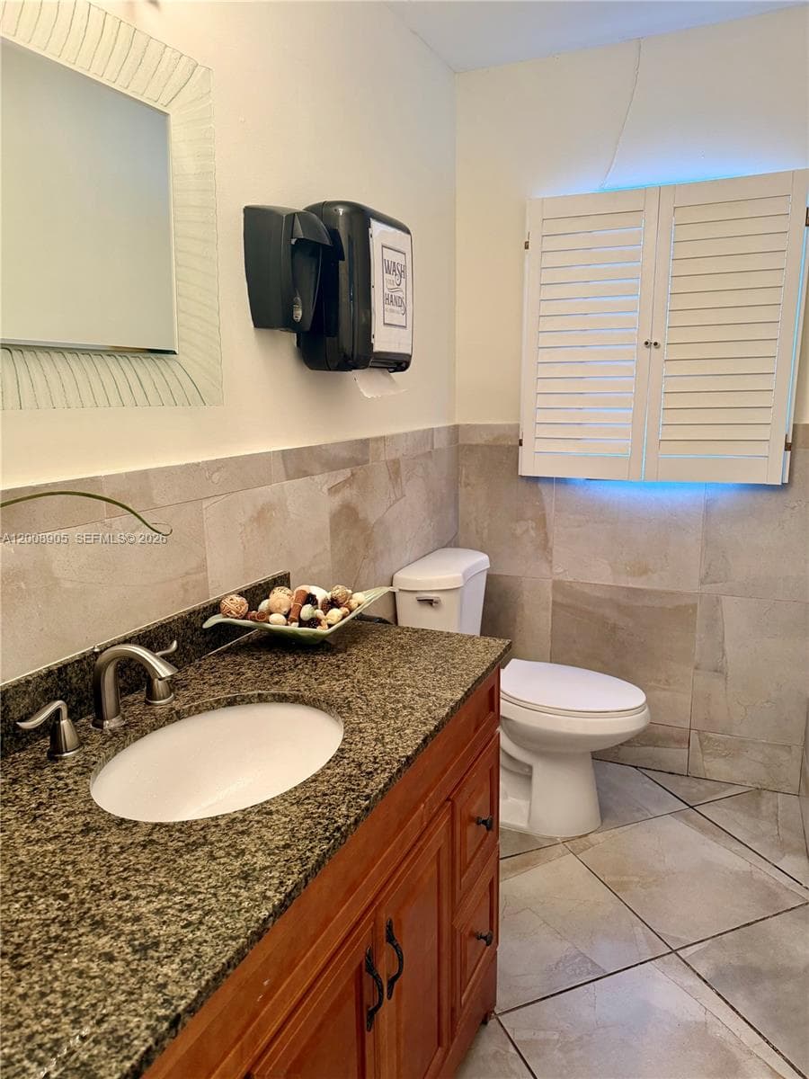 150 Westward Dr # 1, Miami Springs FL 33166 — 9