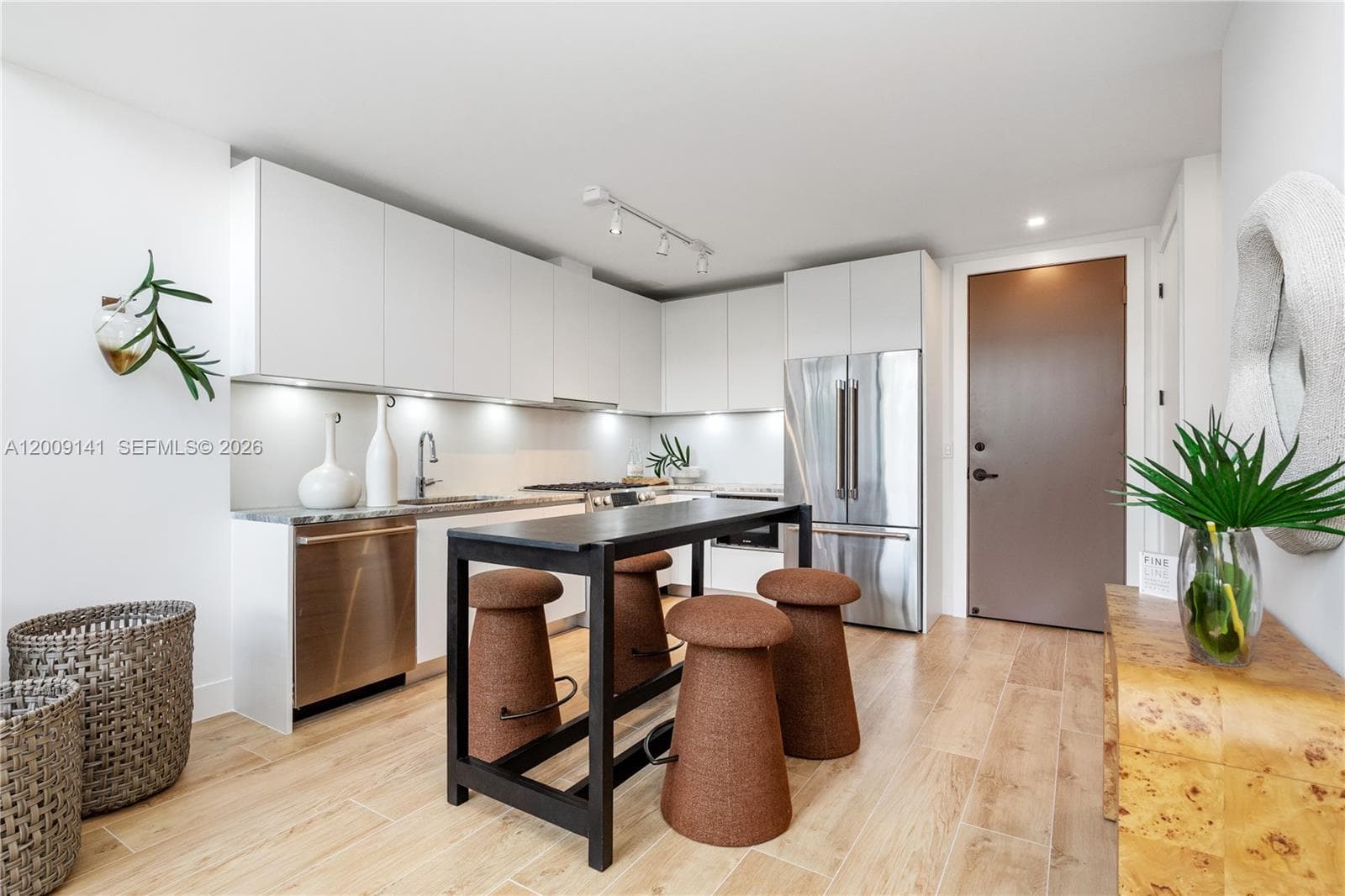 3034 Oak Avenue, Coconut Grove FL 33133 — 5