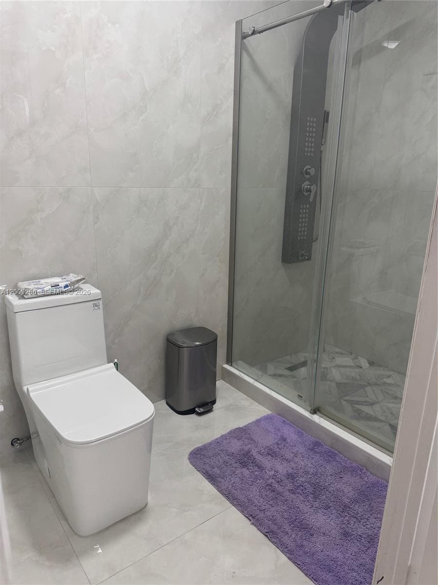 8748 NW 143rd Ter, Miami Lakes FL 33018 — 23