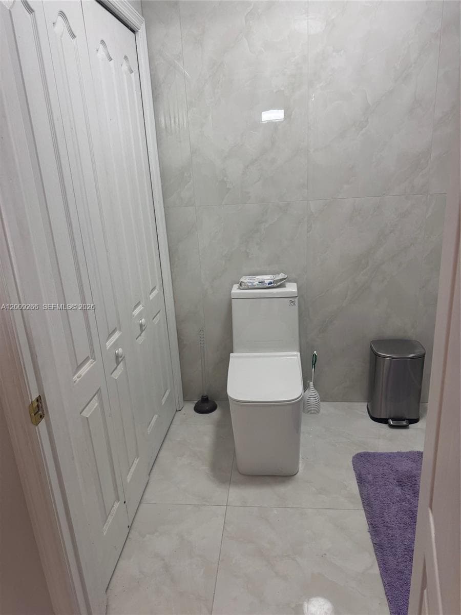 8748 NW 143rd Ter, Miami Lakes FL 33018 — 26