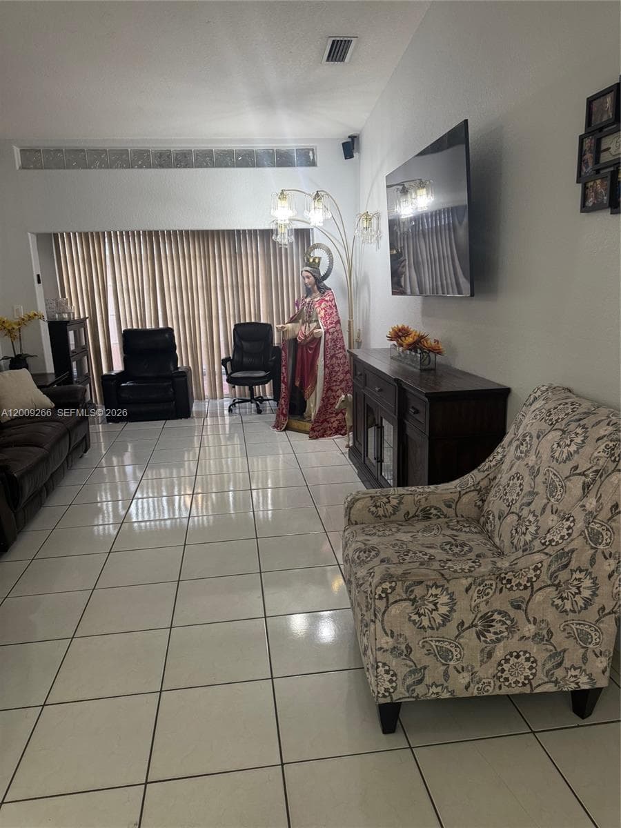8748 NW 143rd Ter, Miami Lakes FL 33018 — 10