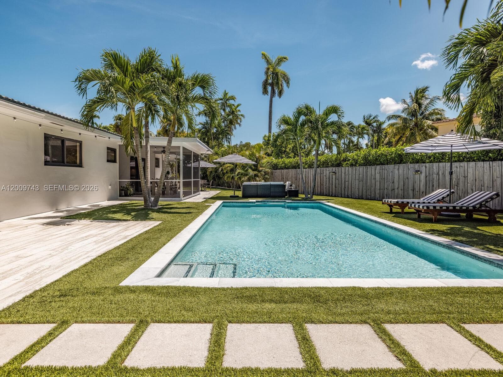 11504 NE 6th Ave, Biscayne Park FL 33161 — 66