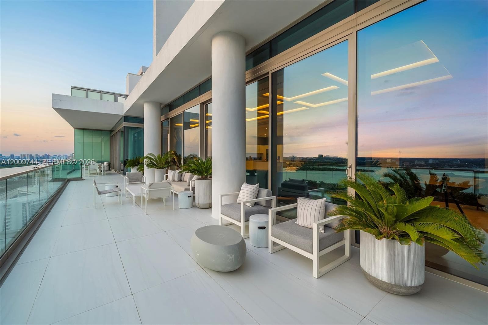 10201 Collins Ave, Bal Harbour FL 33154 — 28