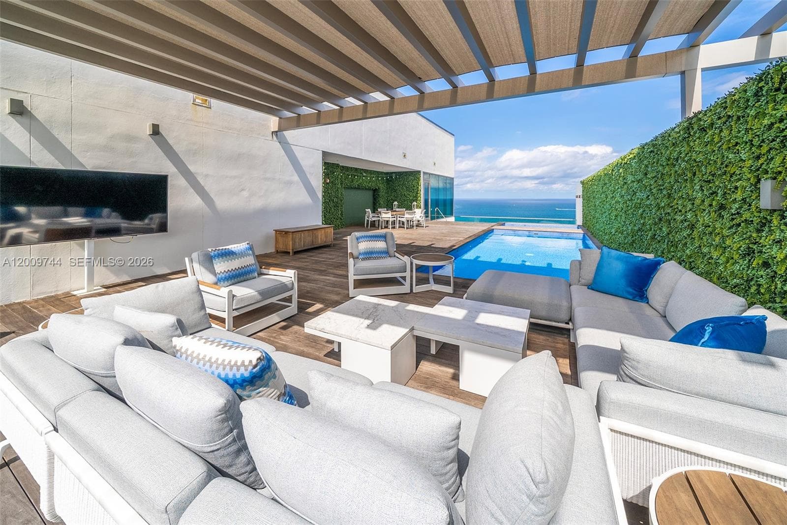 10201 Collins Ave, Bal Harbour FL 33154 — 37