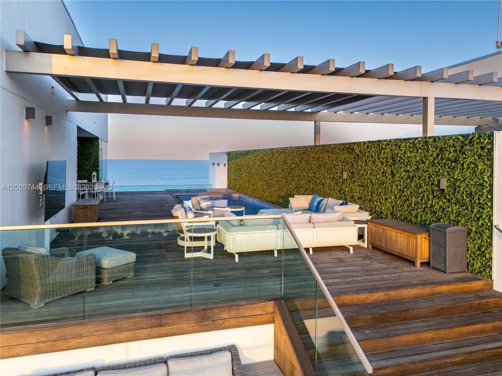 10201 Collins Ave, Bal Harbour FL 33154 — 4