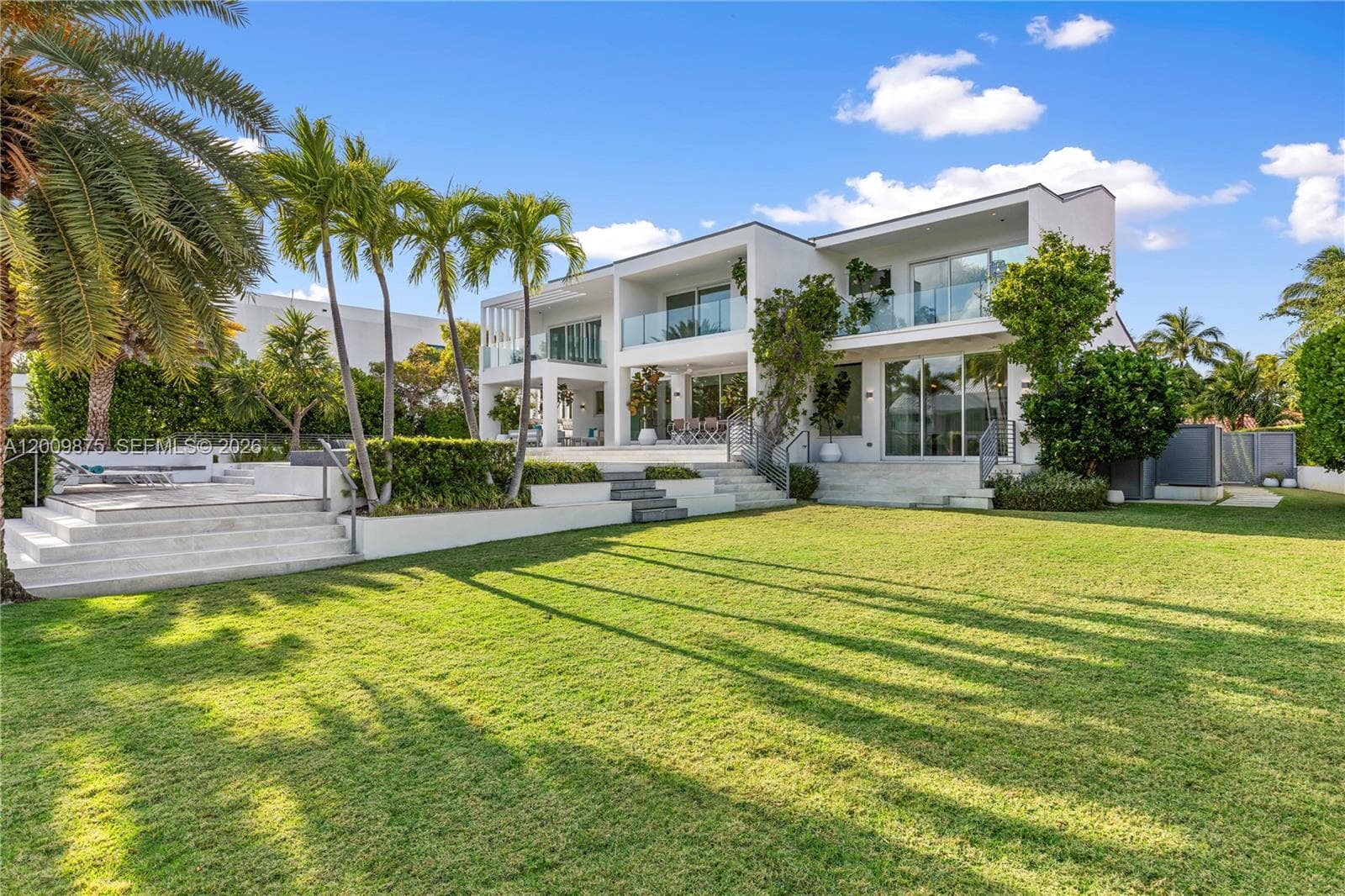 120 Knollwood Dr, Key Biscayne FL 33149 — 3