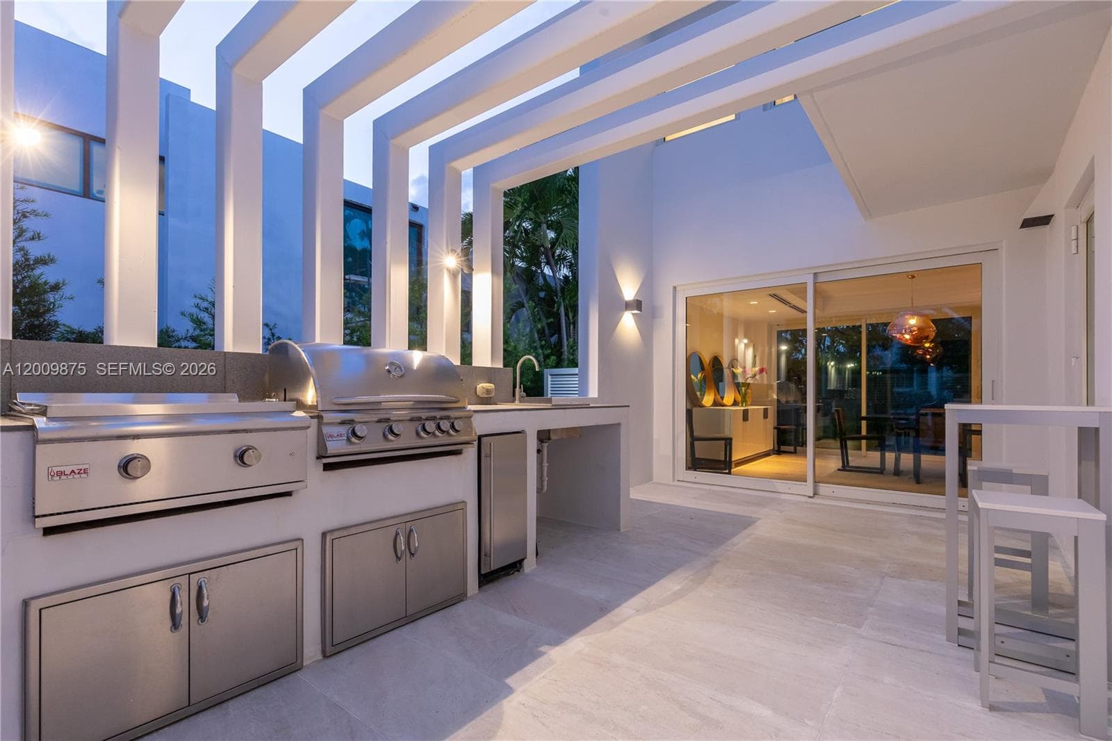 120 Knollwood Dr, Key Biscayne FL 33149 — 11