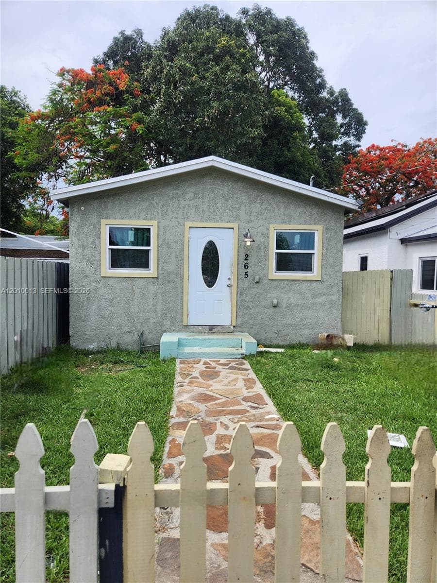 265 NW 80th St, Miami FL 33150 — 1