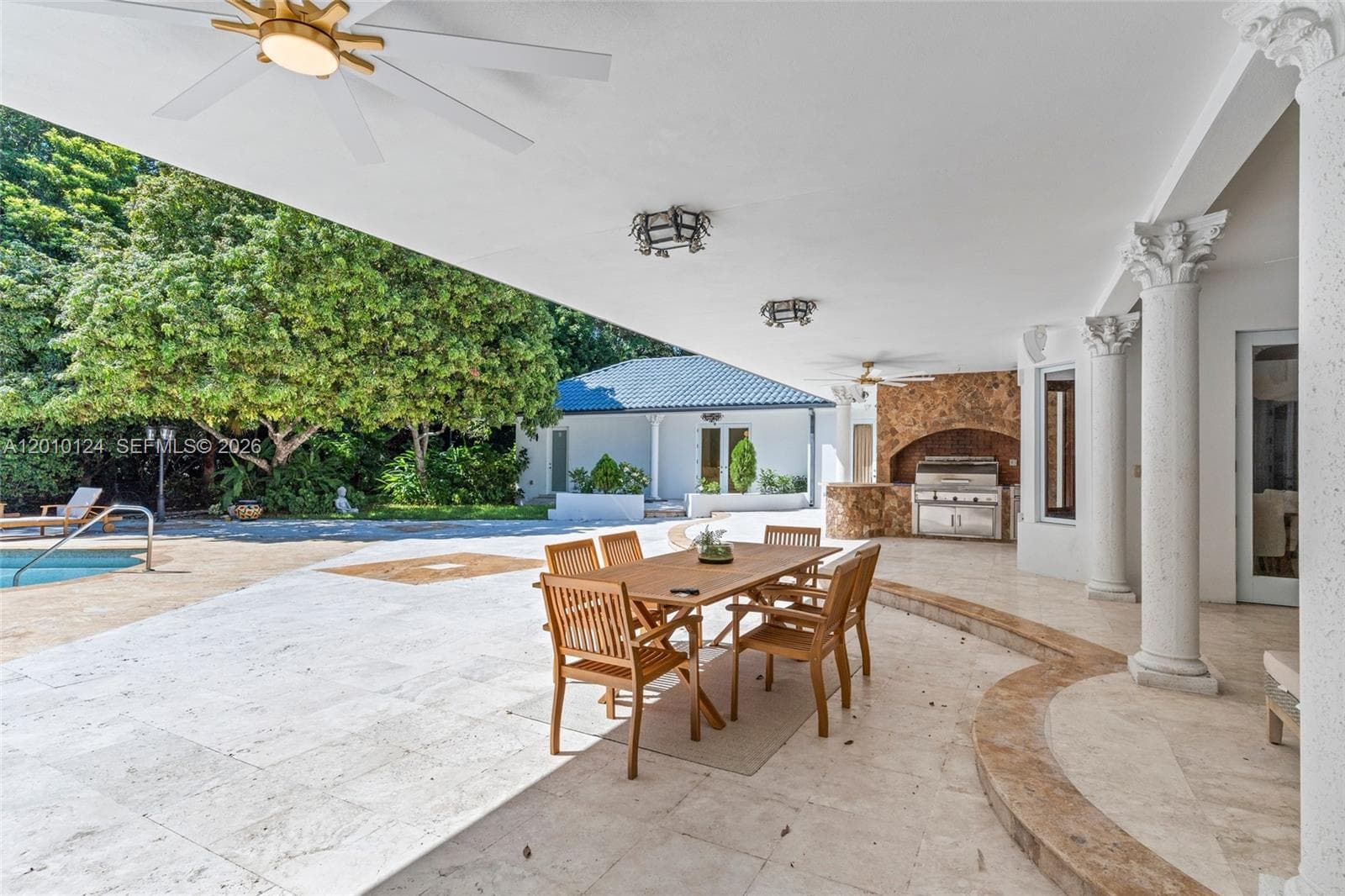 9400 Old Cutler Rd, Coral Gables FL 33156 — 40