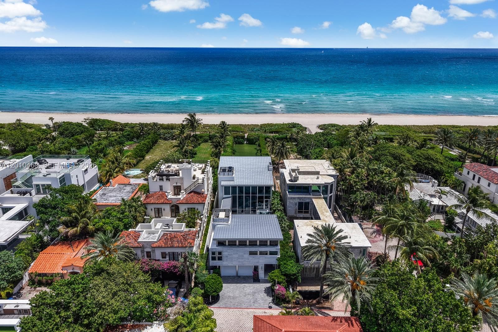 7815 Atlantic Way, Miami Beach FL 33141 — 52