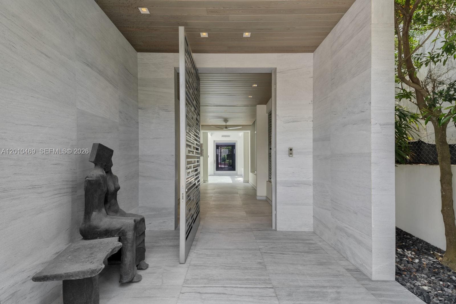 7815 Atlantic Way, Miami Beach FL 33141 — 53