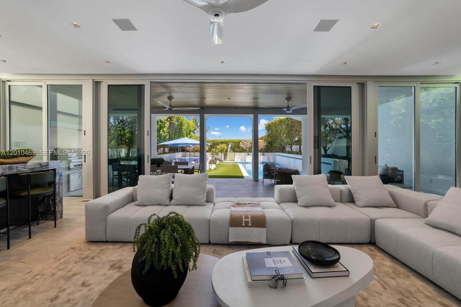 7815 Atlantic Way, Miami Beach FL 33141 — 34