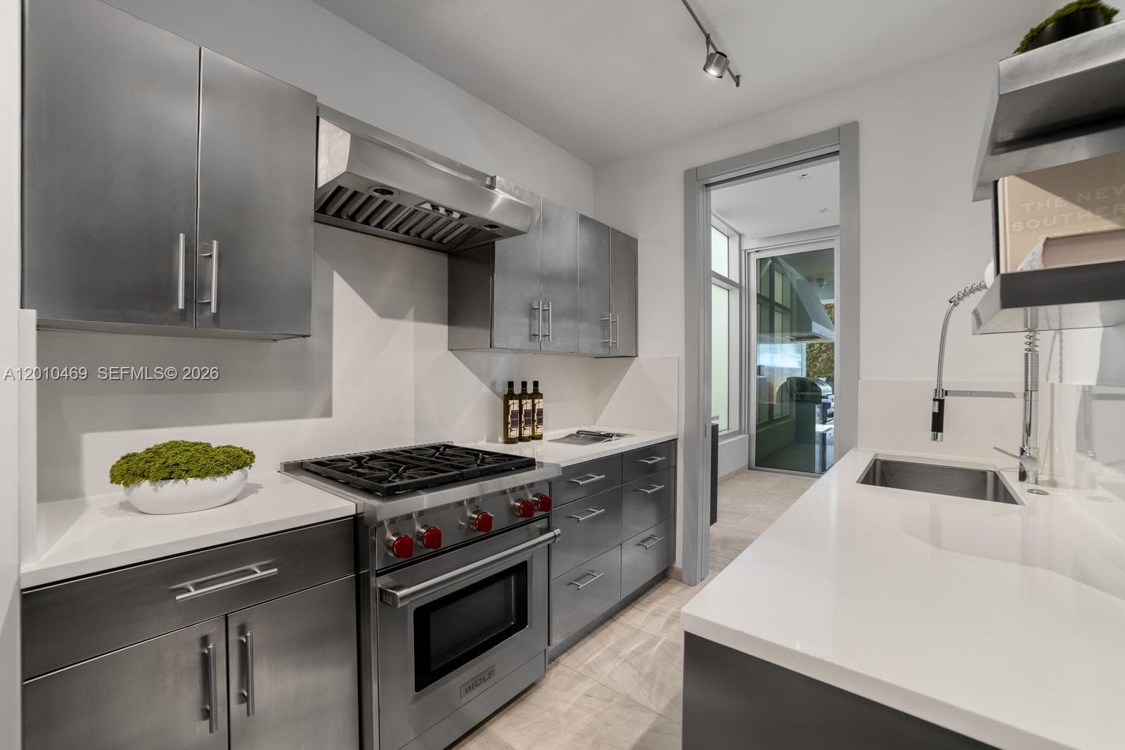 7815 Atlantic Way, Miami Beach FL 33141 — 38