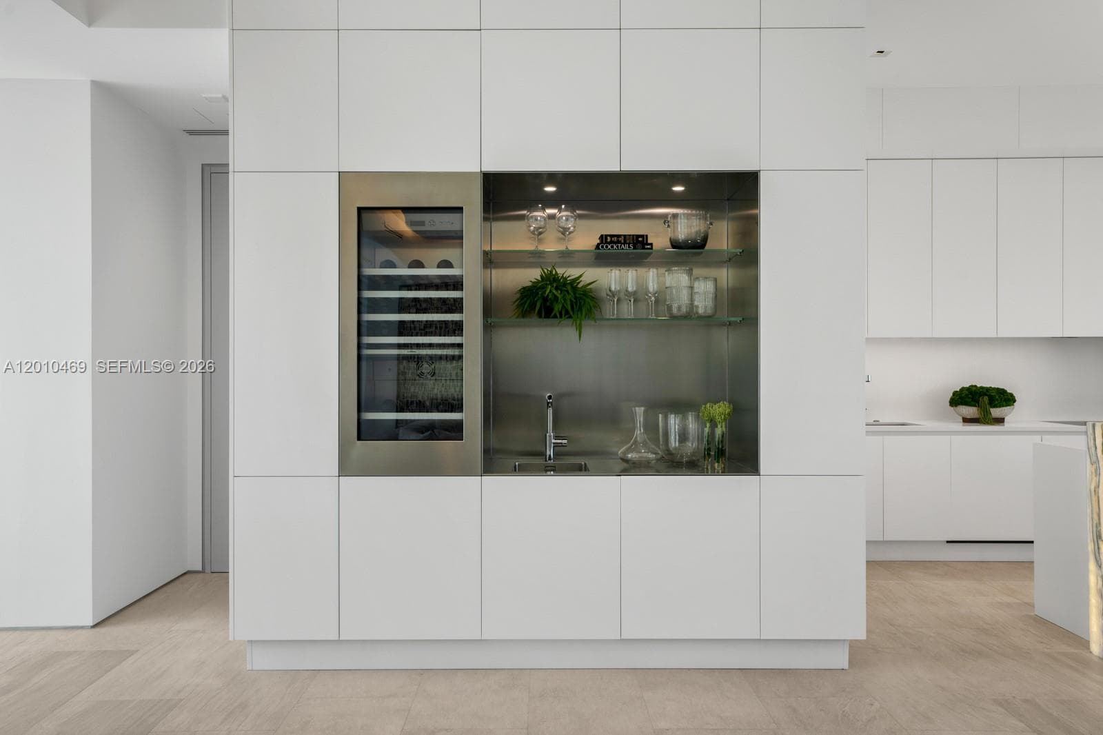 7815 Atlantic Way, Miami Beach FL 33141 — 10