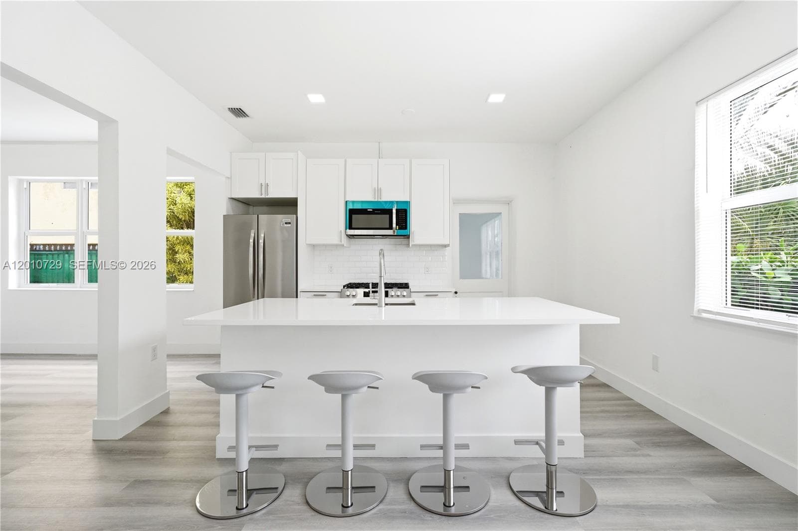 340 NE 125th St, North Miami FL 33161 — 7
