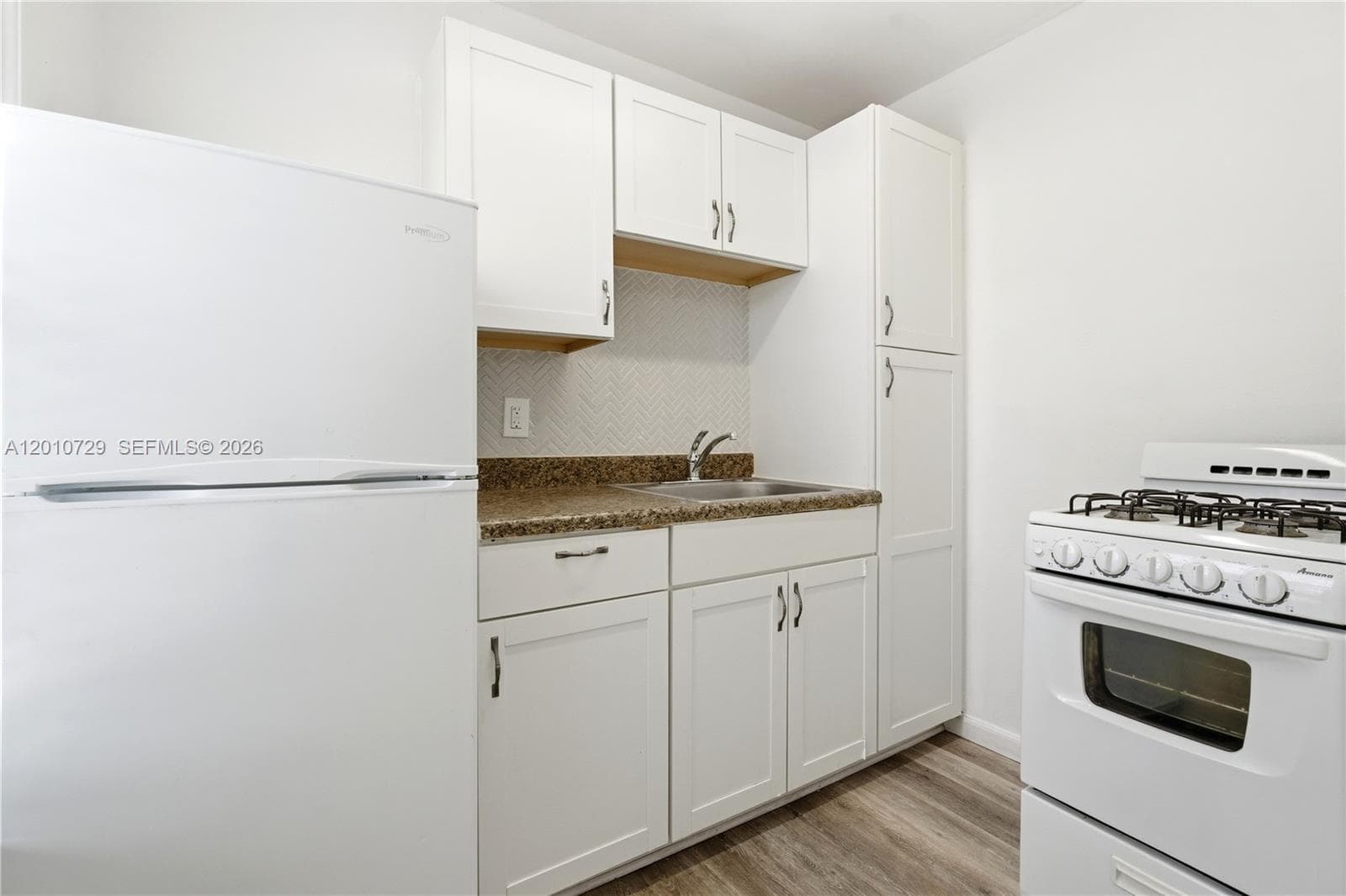 340 NE 125th St, North Miami FL 33161 — 28