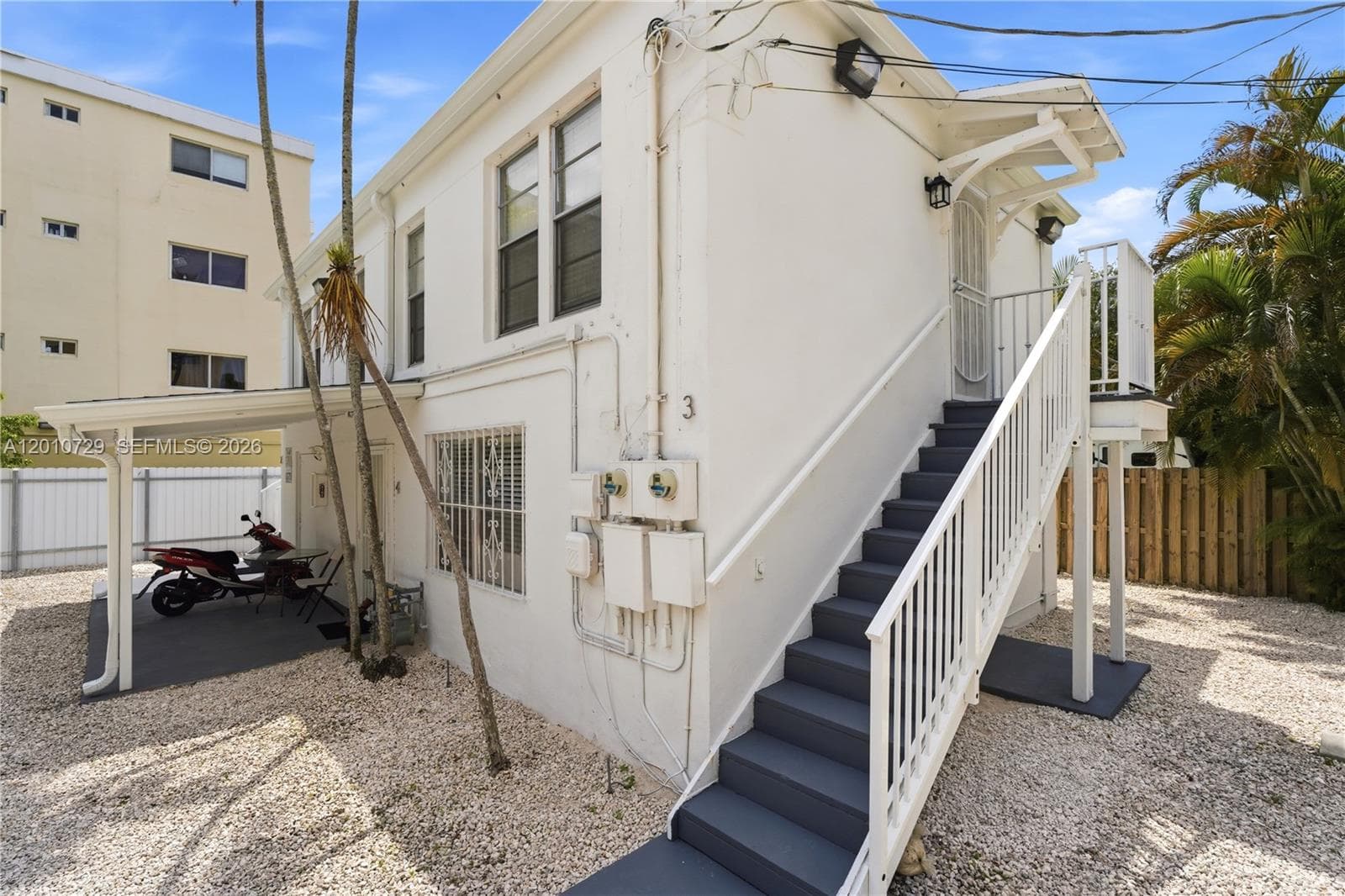 340 NE 125th St, North Miami FL 33161 — 24
