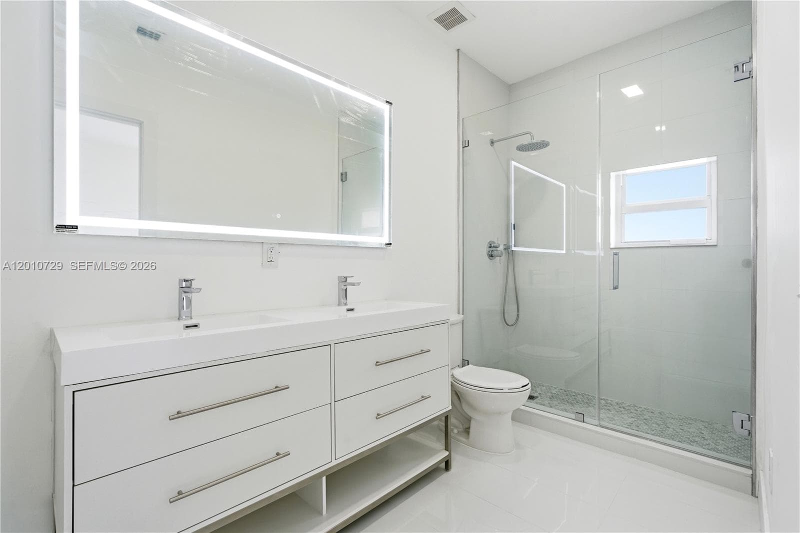340 NE 125th St, North Miami FL 33161 — 18