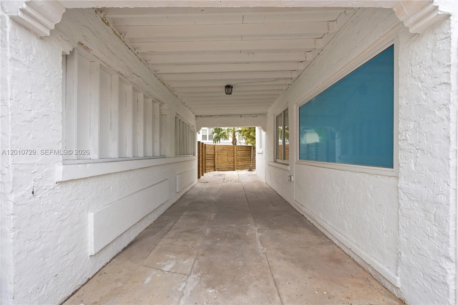 340 NE 125th St, North Miami FL 33161 — 21