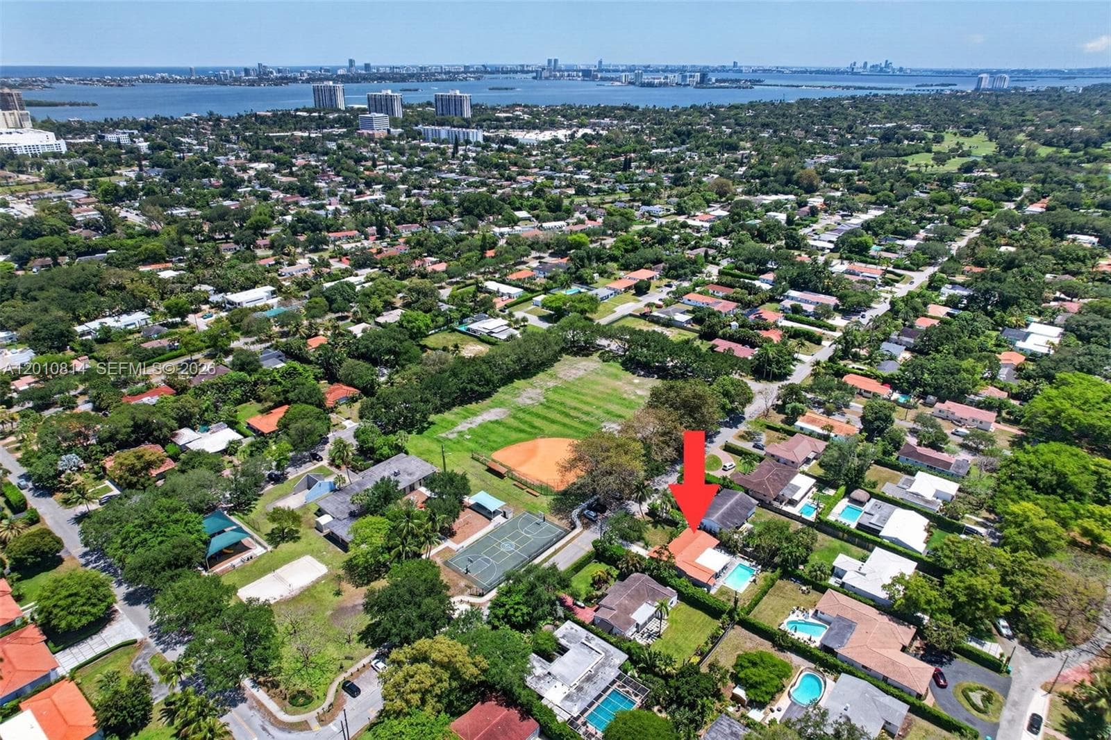 11400 NE 9th Ave, Biscayne Park FL 33161 — 34
