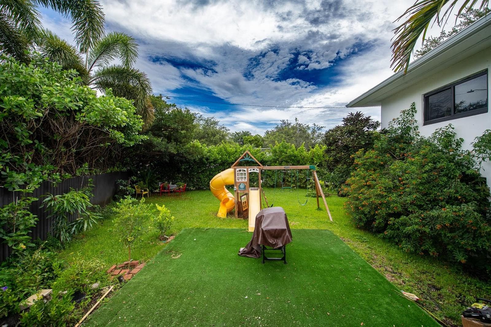 18560 NE 20th Court, North Miami Beach FL 33179 — 19