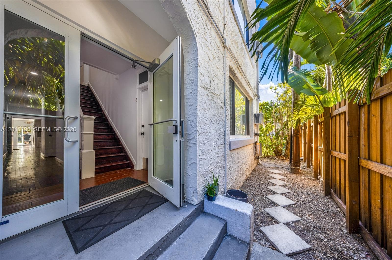1610 Salzedo St, Coral Gables FL 33134 — 3