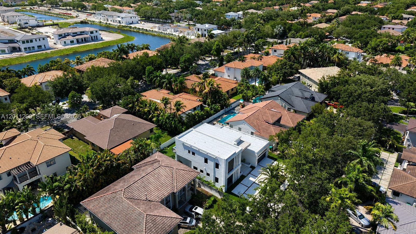 16022 NW 83rd Ct, Miami Lakes FL 33016 — 100