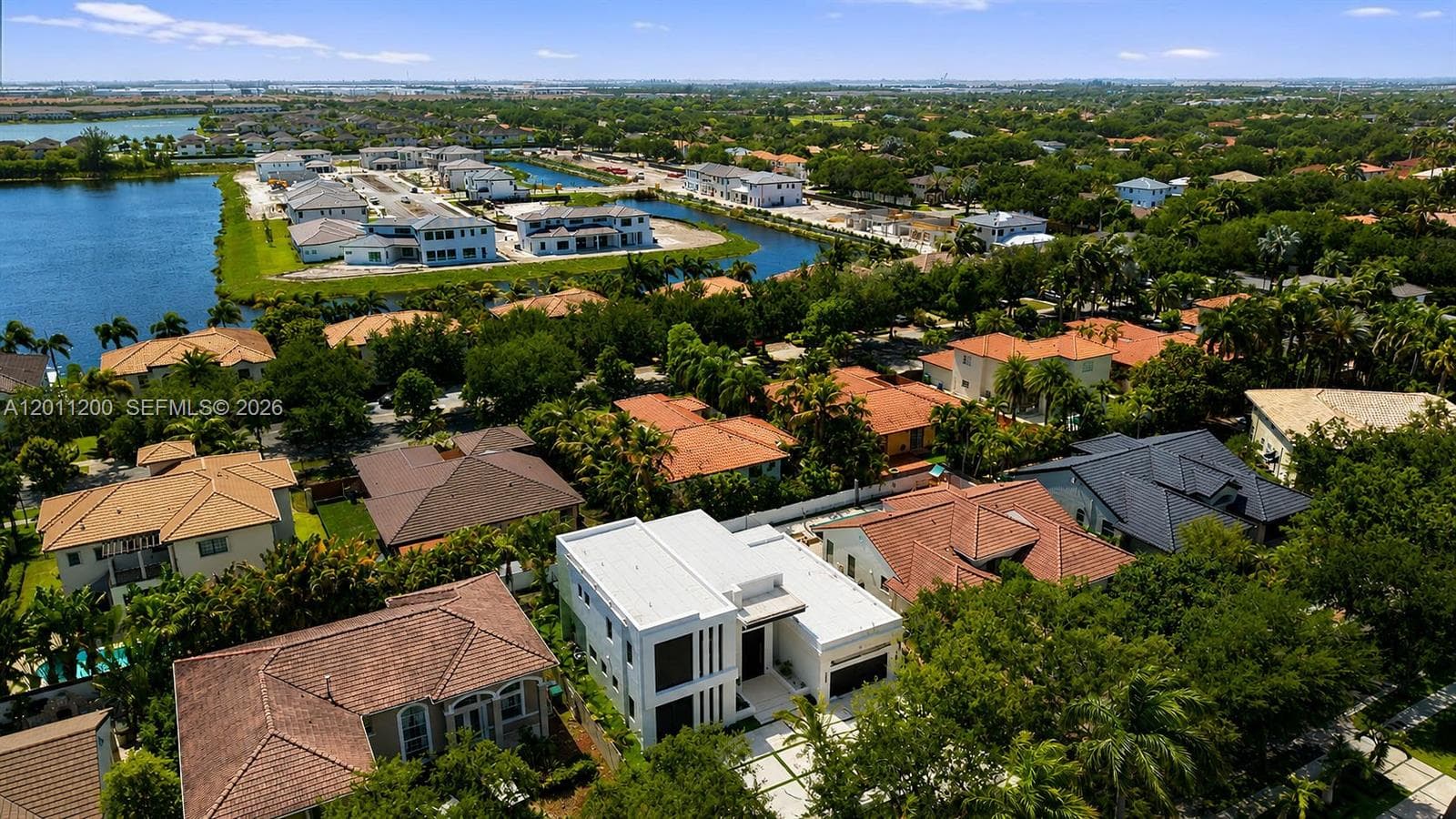 16022 NW 83rd Ct, Miami Lakes FL 33016 — 115
