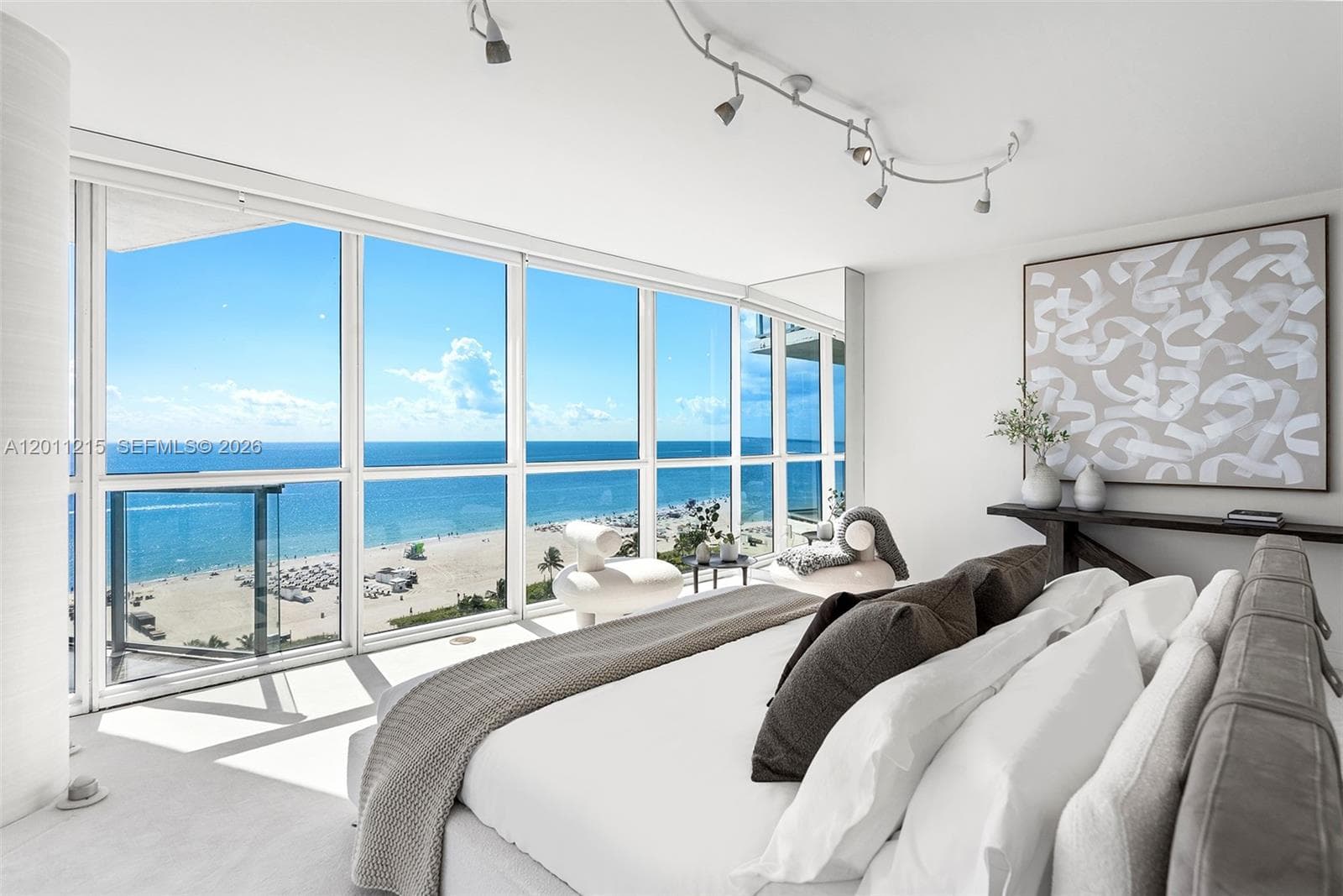 101 20th St # 1707, Miami Beach FL 33139 — 17