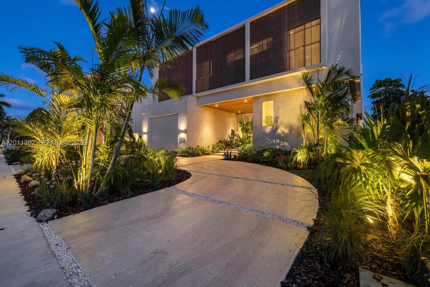 2006 NE 124th St, North Miami FL 33181 — 57