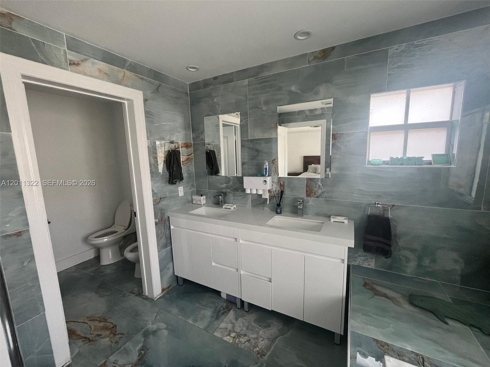 3915 NE 168th St # 3915, North Miami Beach FL 33160 — 15