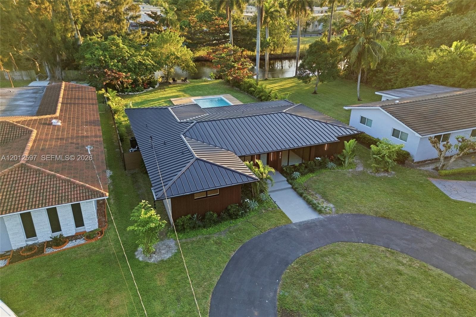 360 NW 87th St, El Portal FL 33150 — 46