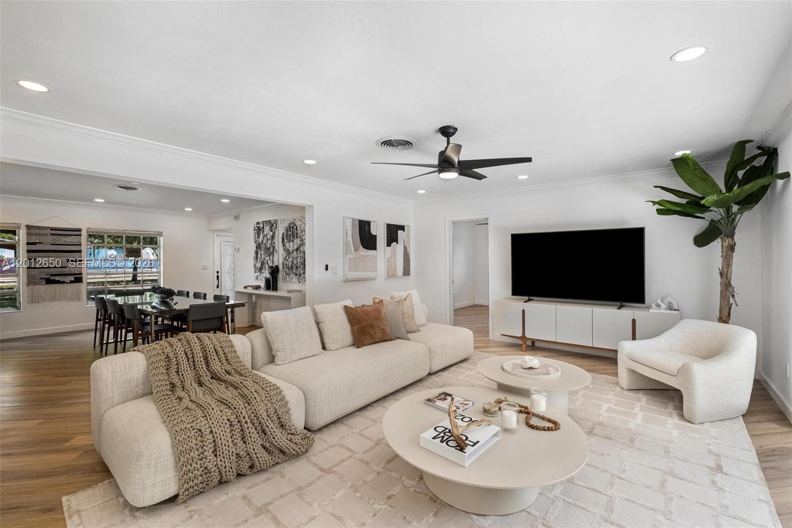 6750 White Oak Dr, Miami Lakes FL 33014 — 3