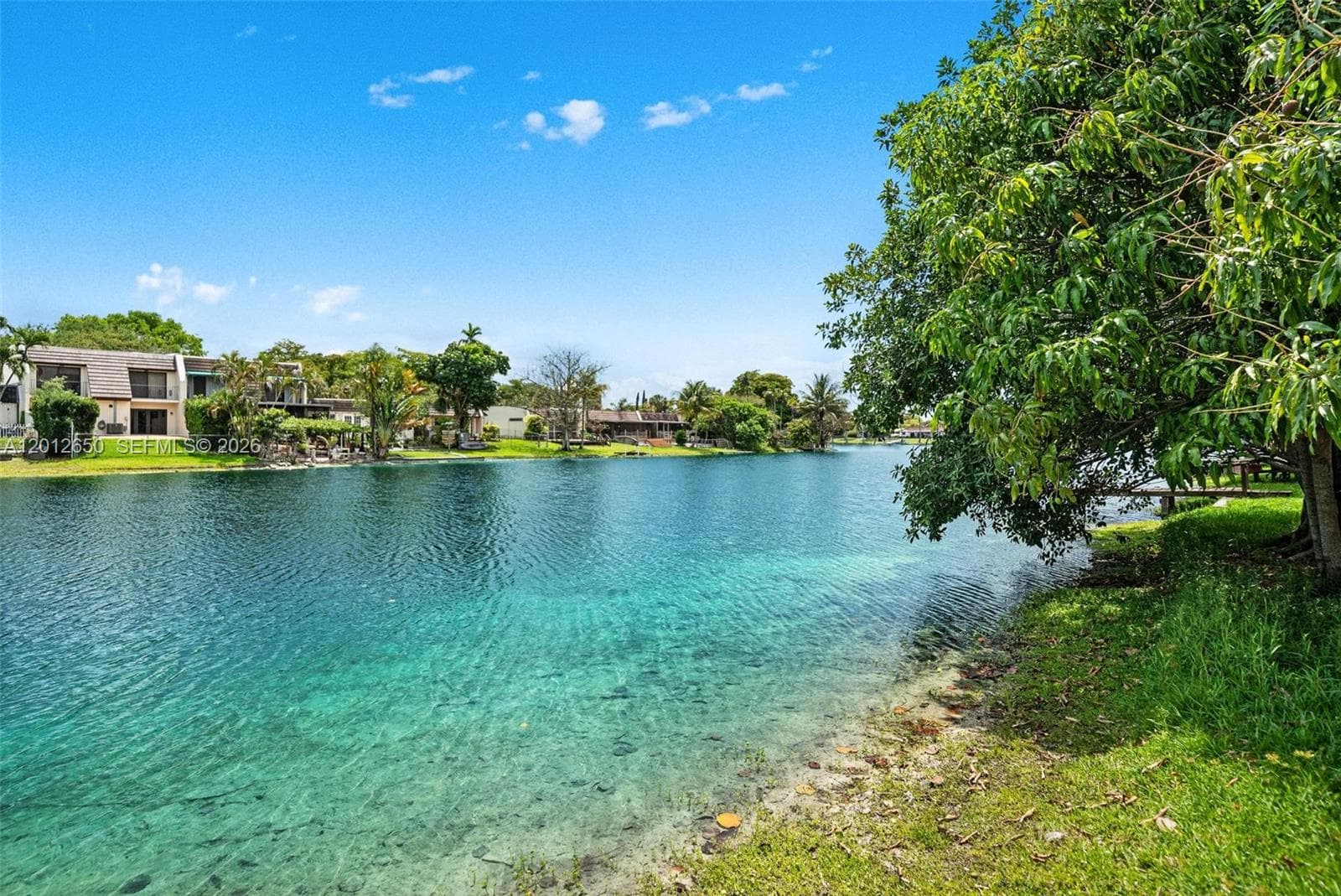 6750 White Oak Dr, Miami Lakes FL 33014 — 24