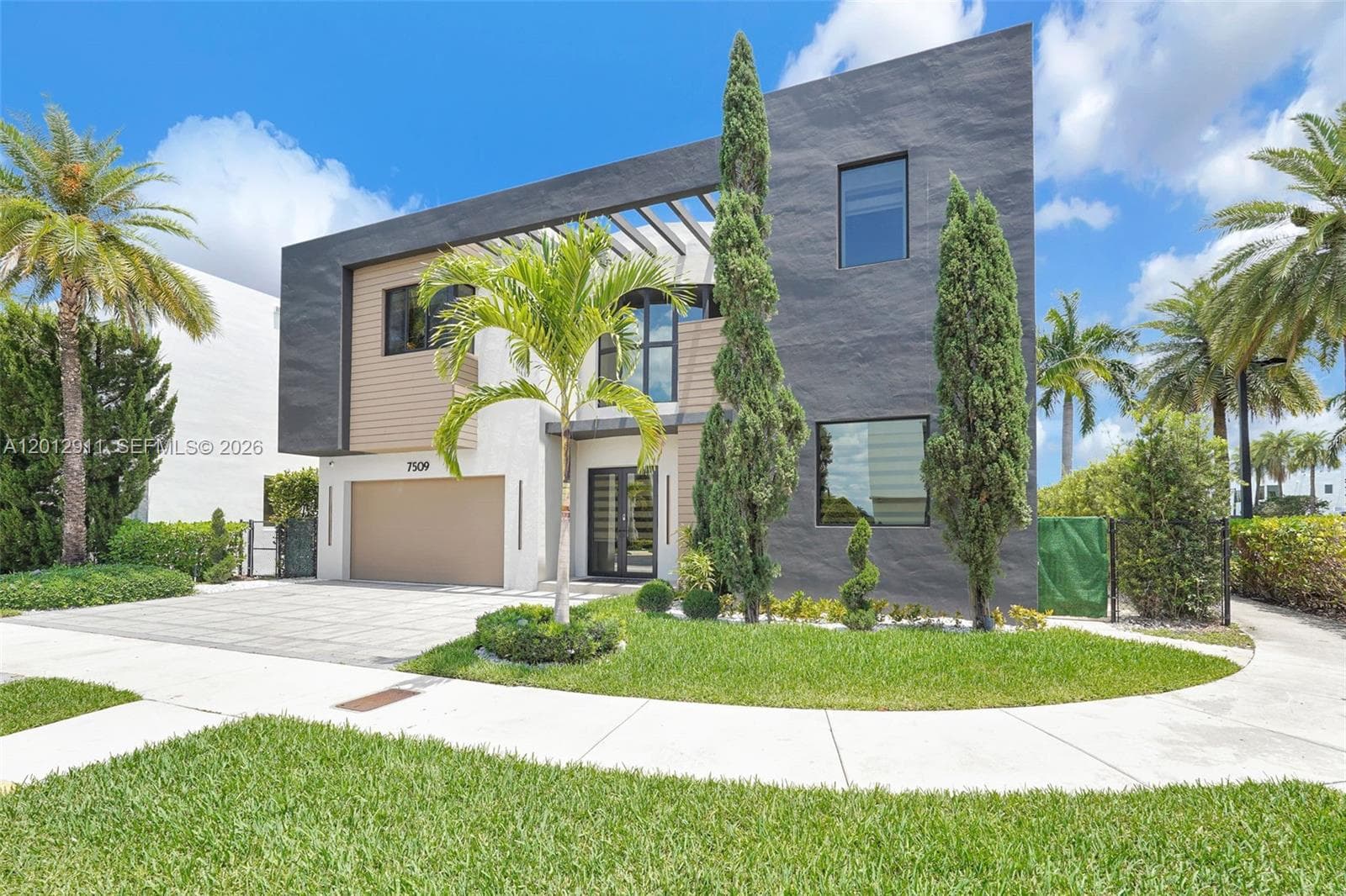 7509 NW 99th Ave, Doral FL 33178 — 72