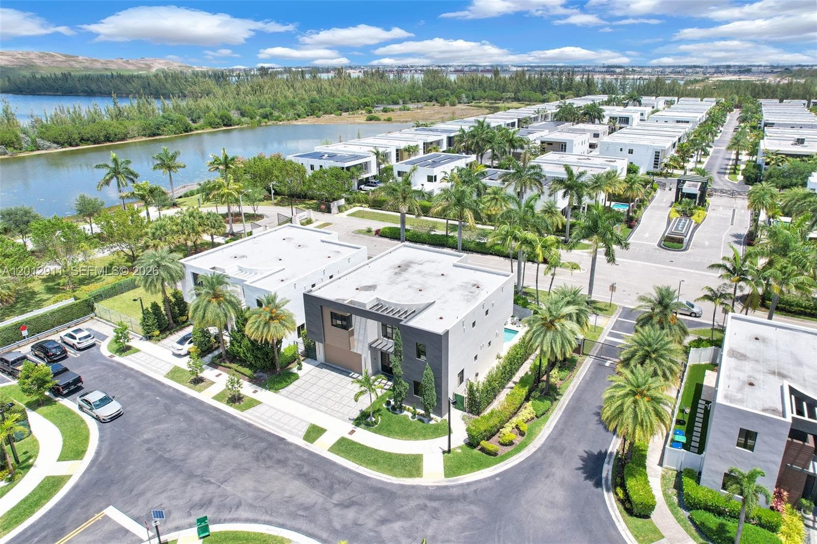 7509 NW 99th Ave, Doral FL 33178 — 74