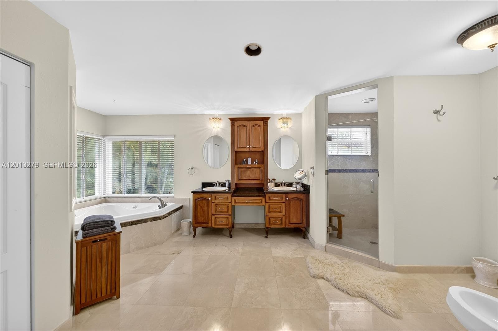 8560 NW 164th St, Miami Lakes FL 33016 — 43