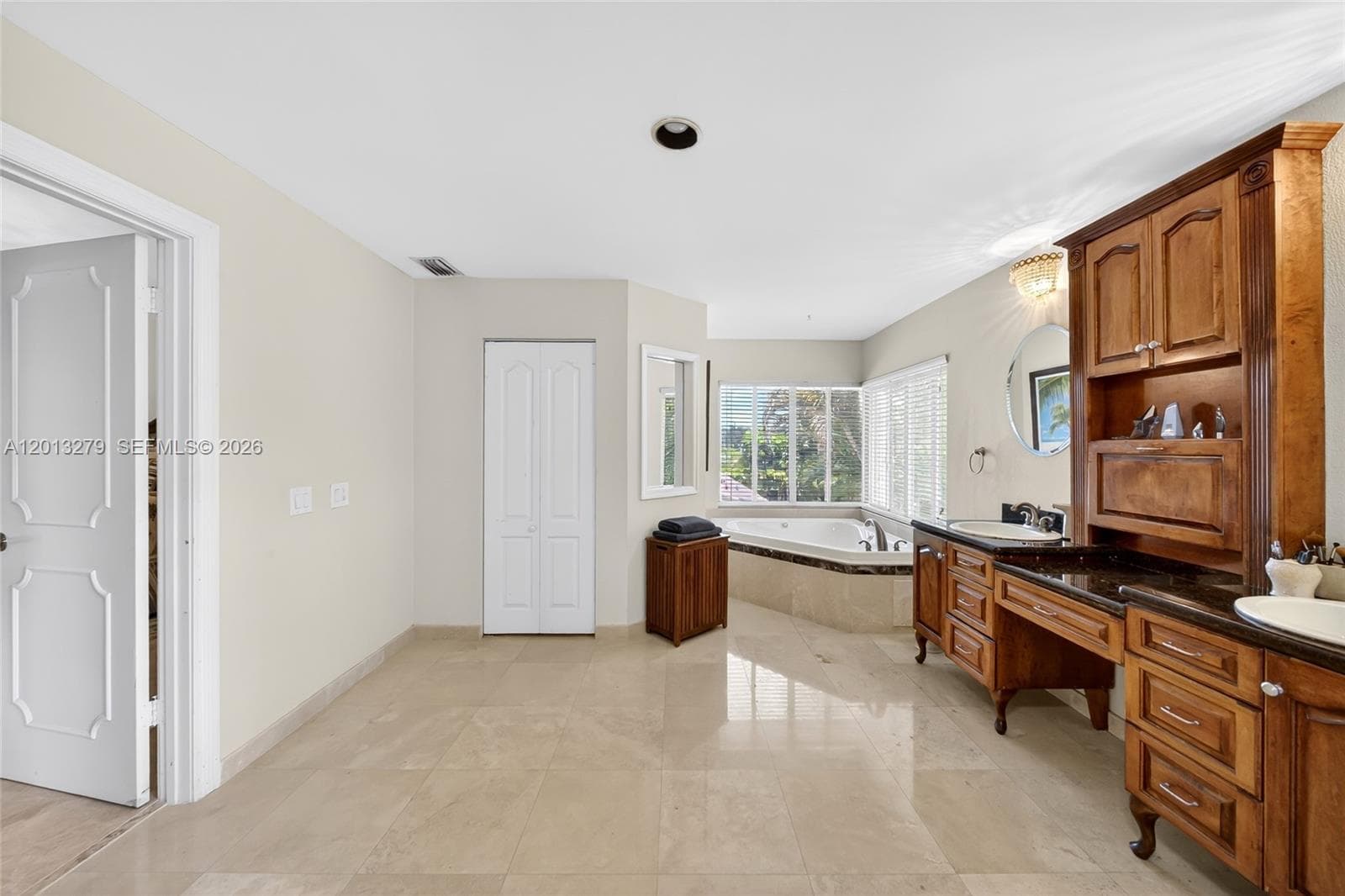 8560 NW 164th St, Miami Lakes FL 33016 — 44