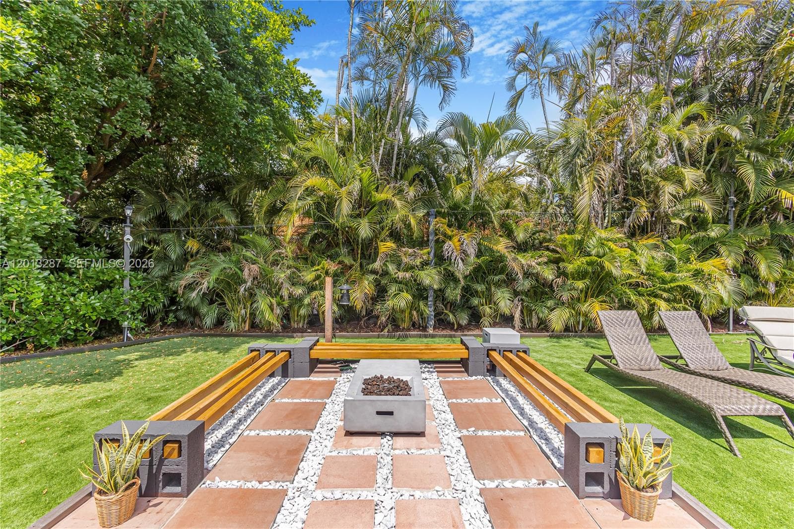 15331 Turnbull Dr, Miami Lakes FL 33014 — 62