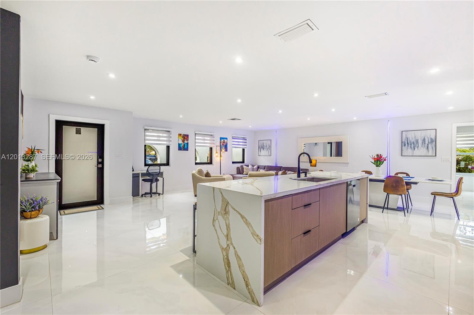 15331 Turnbull Dr, Miami Lakes FL 33014 — 10
