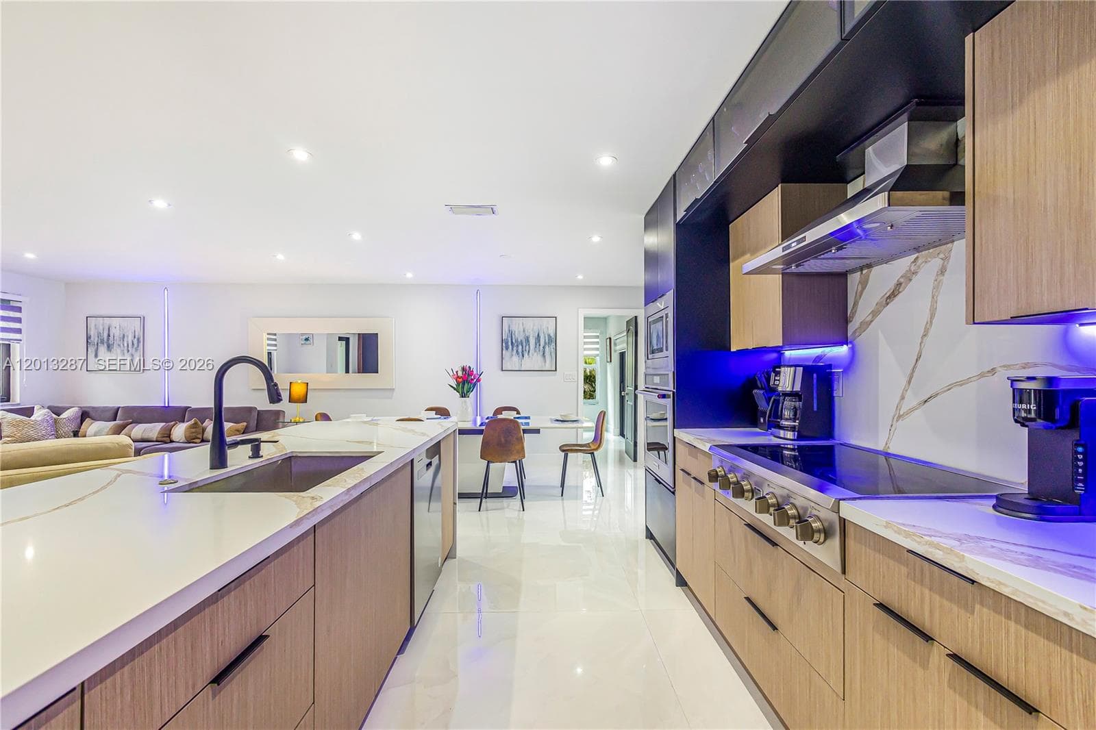 15331 Turnbull Dr, Miami Lakes FL 33014 — 18