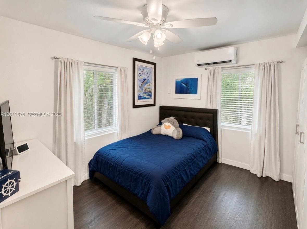 6834 SW 78th Ter, South Miami FL 33143 — 18
