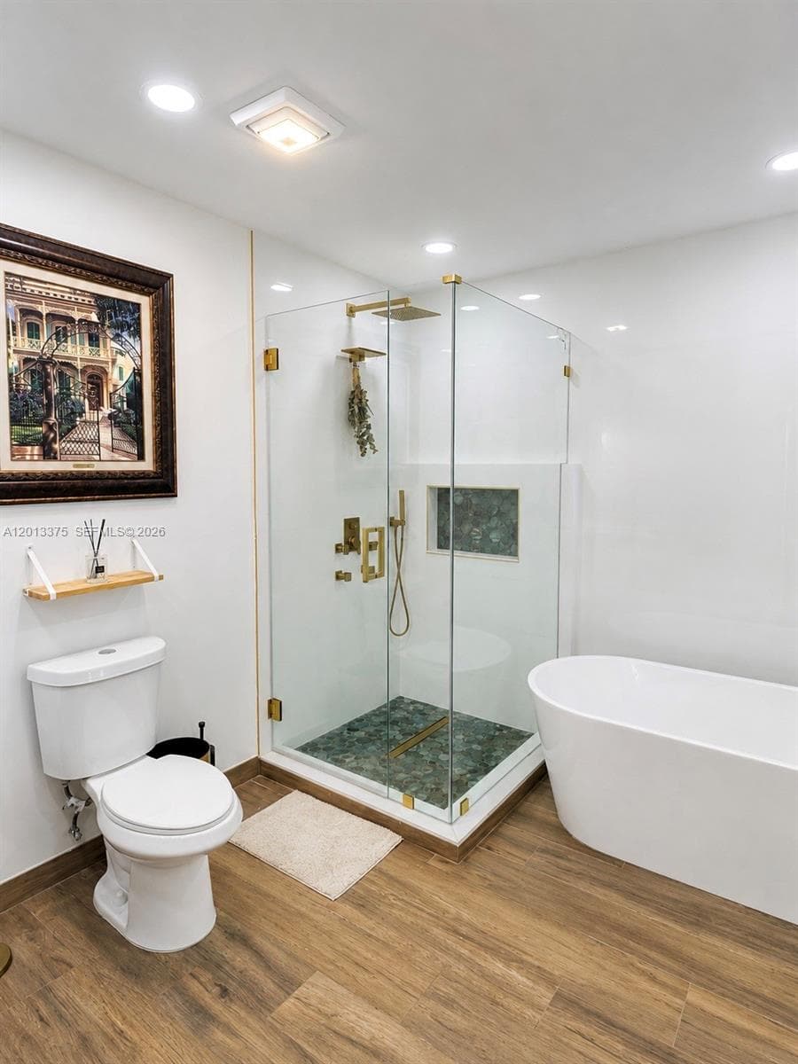 6834 SW 78th Ter, South Miami FL 33143 — 25