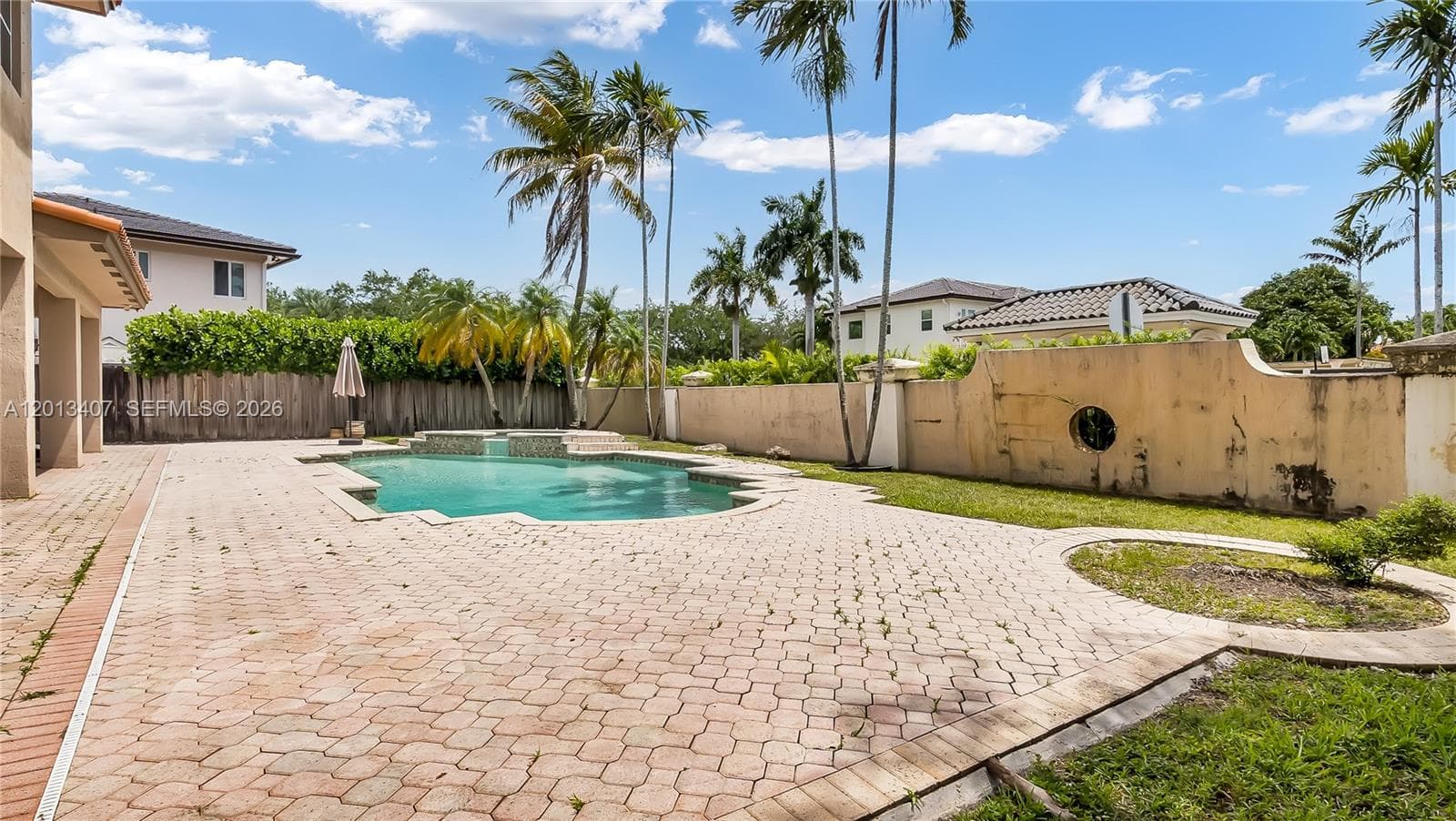 16101 NW 79th Ct, Miami Lakes FL 33016 — 27