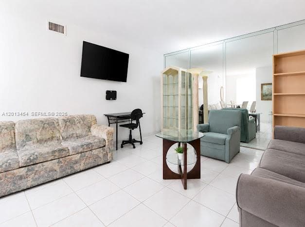 17050 NE 14th Ave # 208, Miami FL 33162 — 7